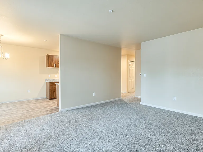 Wild Horse Mesa Apartments — Photo 37