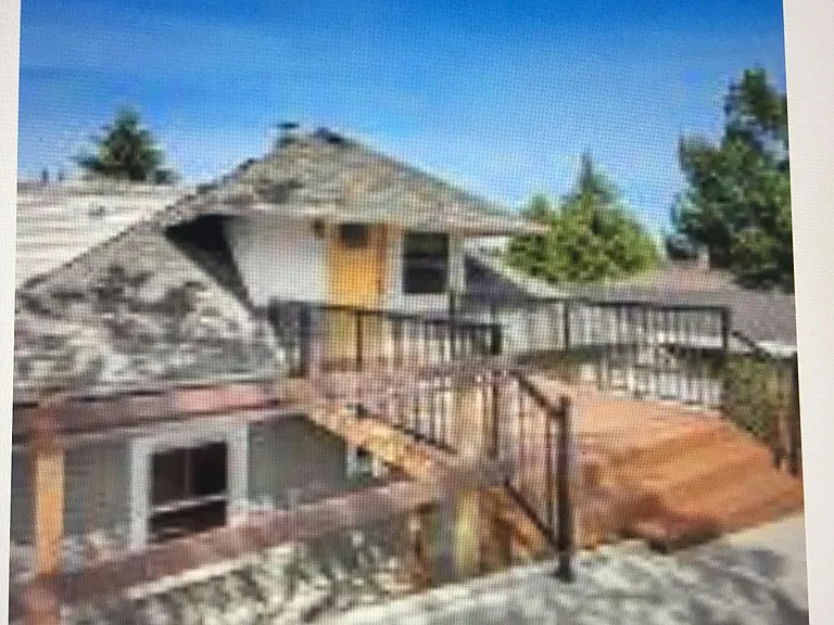 639 W Emerson St #A — Photo 2