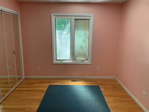 4th image of 10000 Hillview Dr