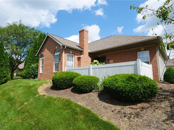 4501 Hunters Chase Ln, Wooster, OH 44691