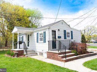 25 Lenox Ave, Hamilton, NJ 08620