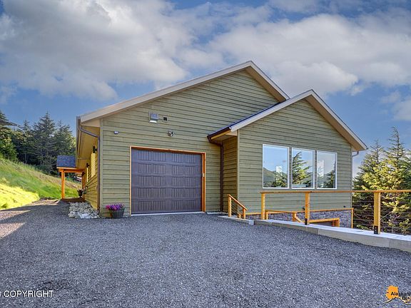 3rd image of 7990 Paine Rd