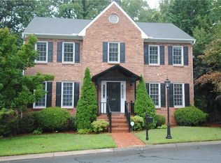 724 Ashview Dr, Winston Salem, NC 27103