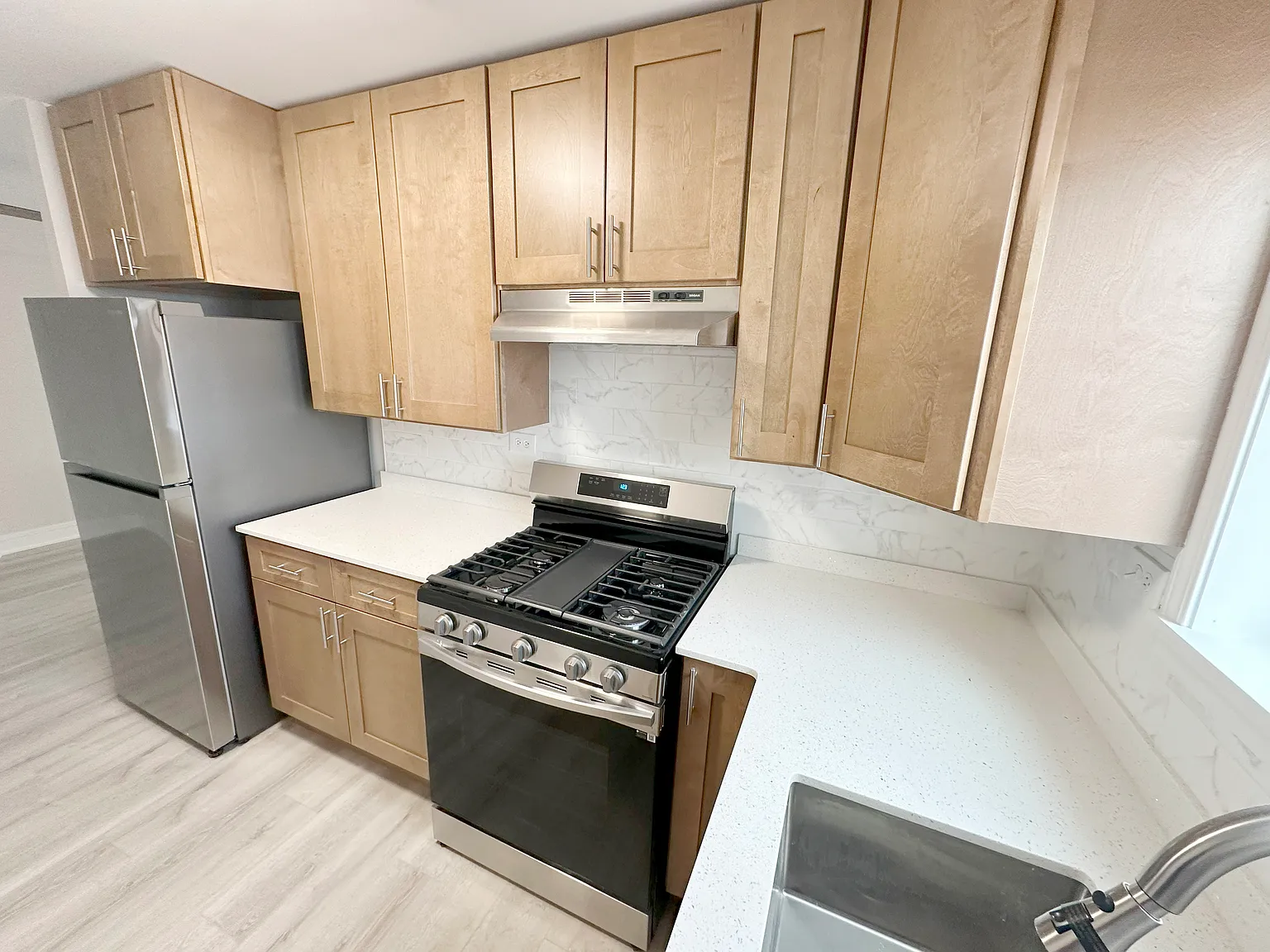 1 bed, 800 sqft, $1,680 — Photo 2