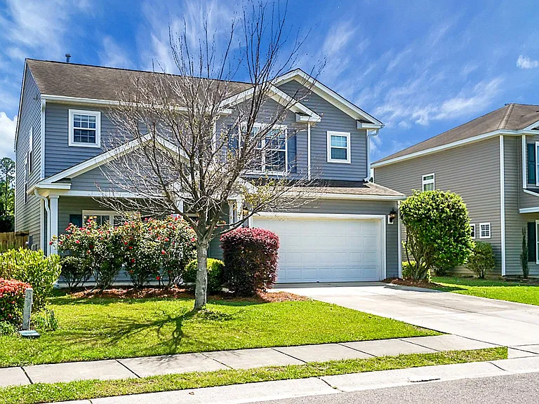 8003 Henderson Rd — Photo 4