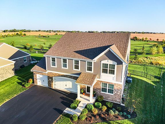 2nd image of 824 Waterton Dr