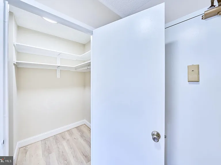 3701 S George Mason Dr #2318N — Photo 15