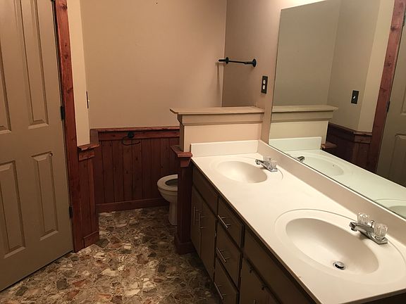 4th image of 2934 Windemere Dr