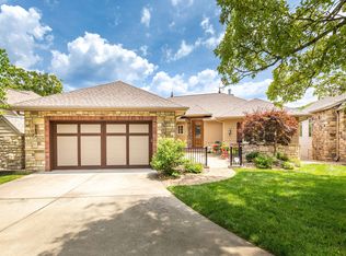 5 Grand Vin Rd, Blue Eye, MO 65611