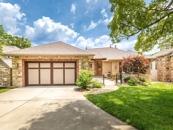 5 Grand Vin Lane, Blue Eye, MO 65611