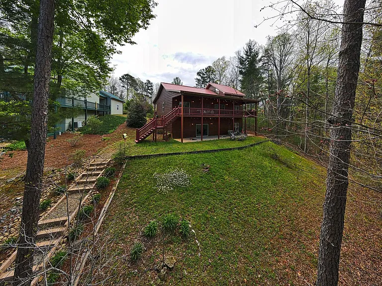 329 Arrowood Pointe — Photo 37