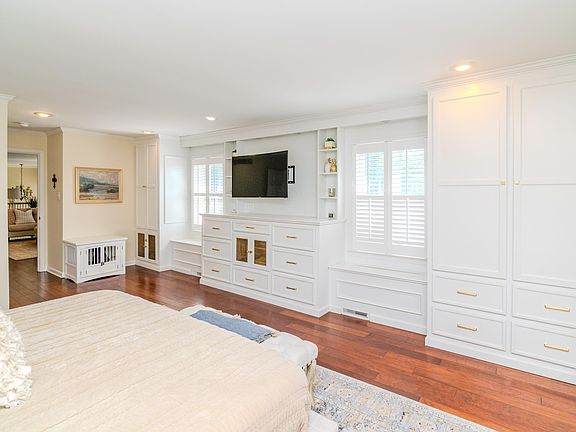 5th image of 2173 Lakeside Dr