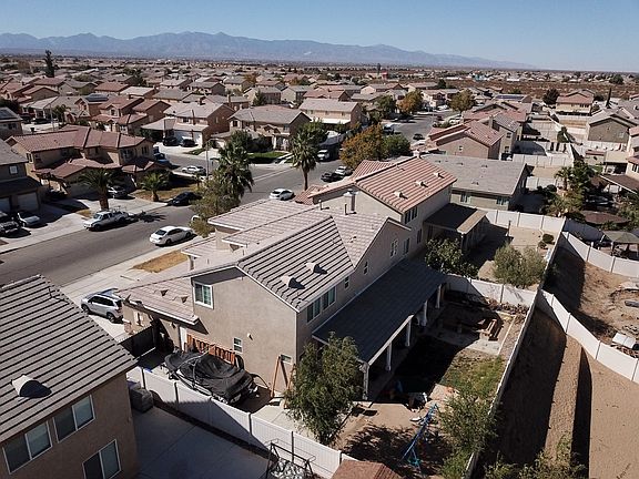 4th image of 12442 Ava Loma St