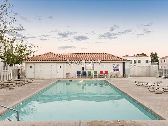 3rd image of 6212 Camino De Rosa Dr APT 6