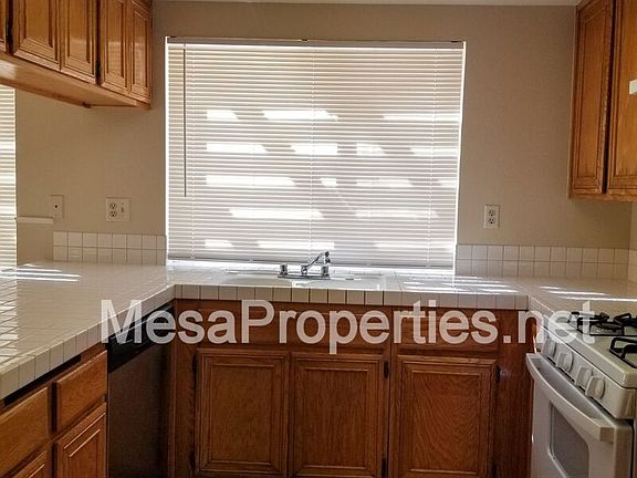5th image of 13049 San Dimas Cir