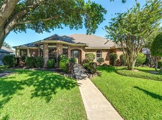 705 Shady Ln, Bedford, TX 76021
