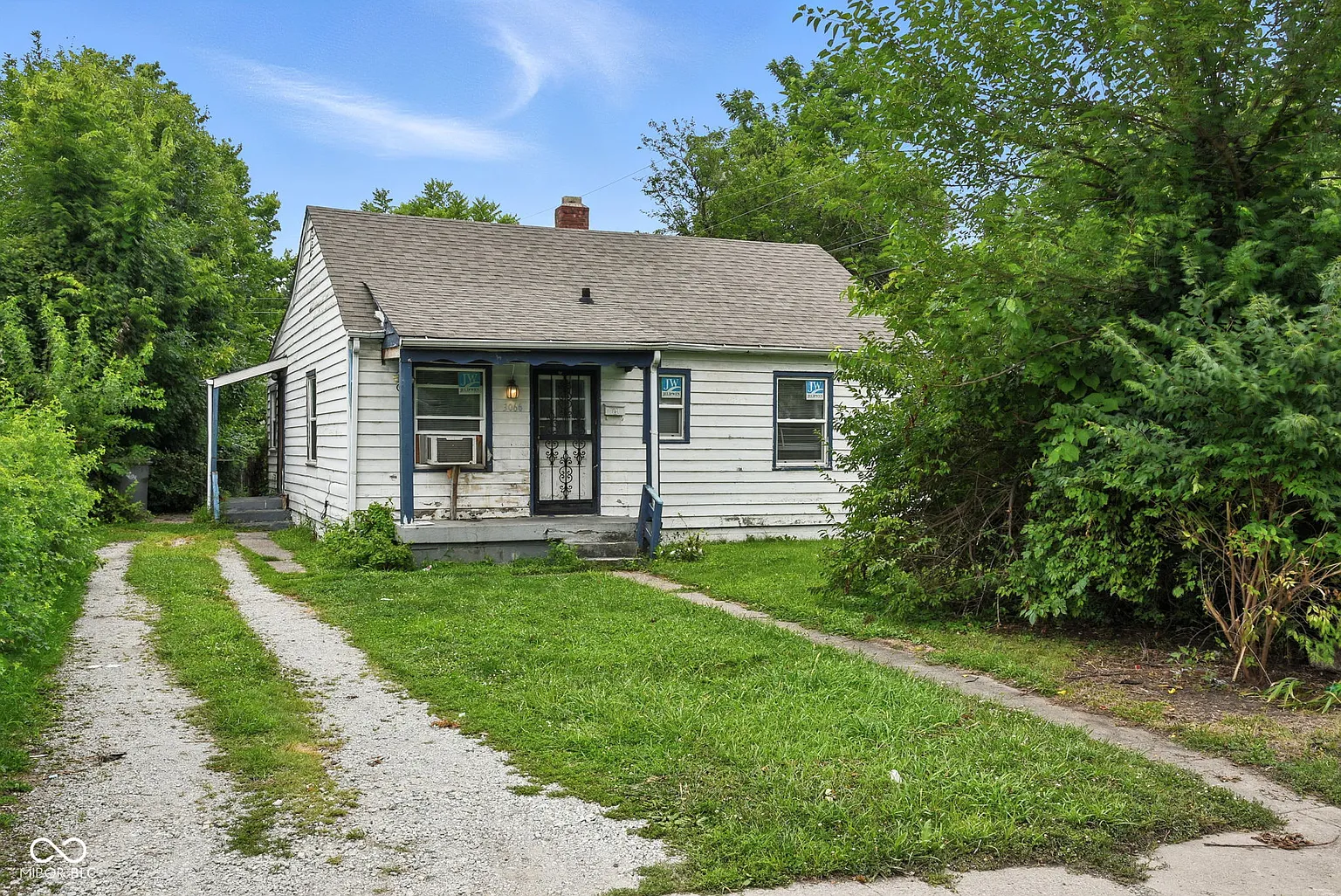 3066 N Temple Ave photo 1