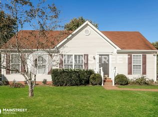 2863 Sutherland Dr, Thompsons Station, TN 37179