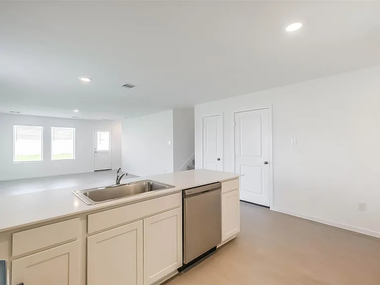 6514 Linden Leaf Dr — Photo 15