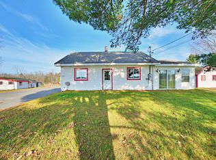 528 Garland Rd, Dexter, ME 04930