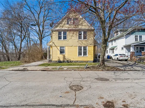 3888 W 23rd St, Cleveland, OH 44109