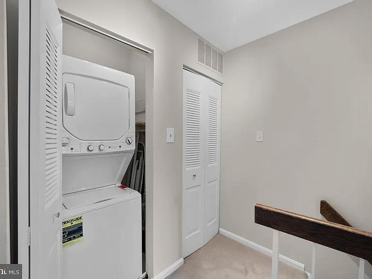 10129 Green Holly Ter — Photo 23
