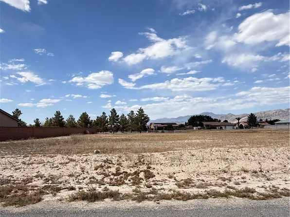 5280 E Chasemoor St, Pahrump, NV 89061