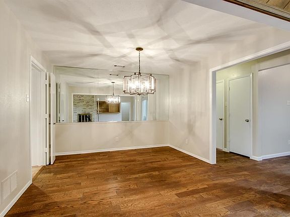 5th image of 3337 Overland Dr
