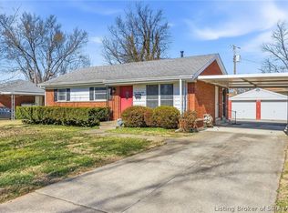 828 Marigold Dr, Jeffersonville, IN 47130