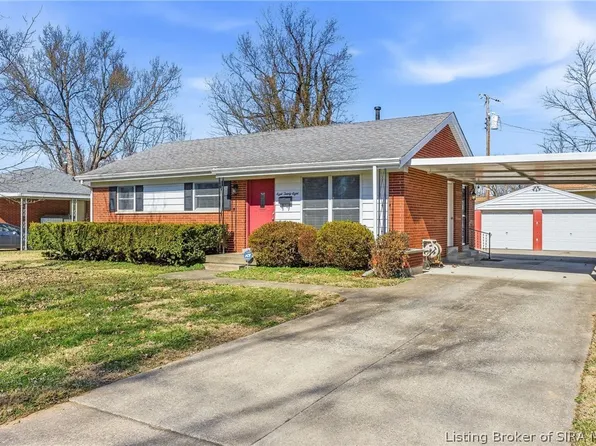 828 Marigold Drive, Jeffersonville, IN 47130