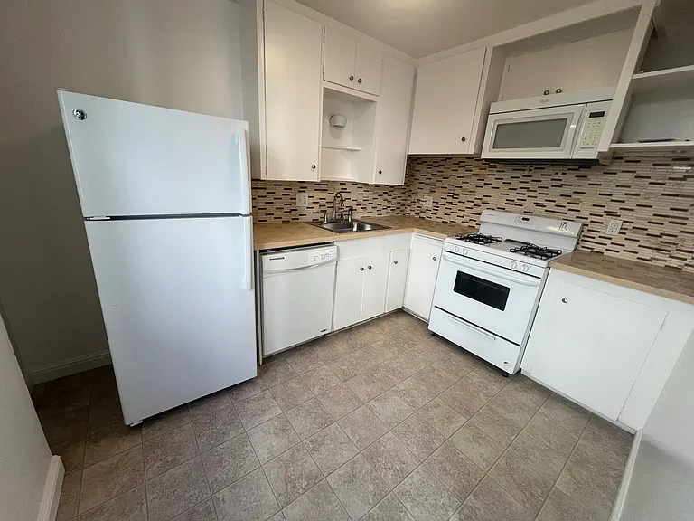 477 Turk St #2 — Photo 1