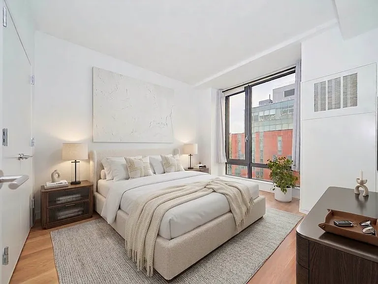 531 Myrtle Ave #4B — Photo 2