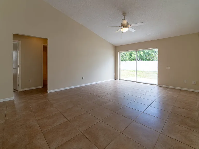 8345 Fort Thomas Way — Photo 24