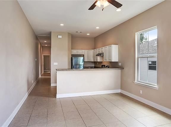 2nd image of 5317 Wickfield Dr