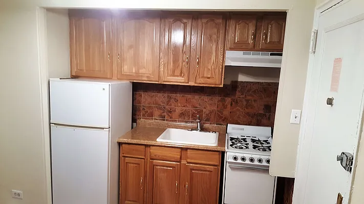 Sold by Keller Williams Realty Landmark | media 10