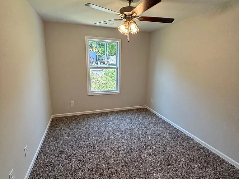 839 Cumberland Dr — Photo 12