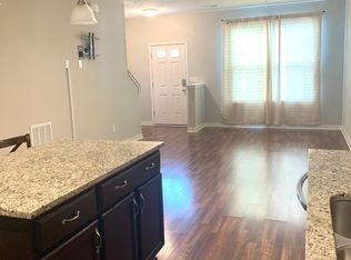 165 80th St UNIT 106, West Des Moines, IA 50266