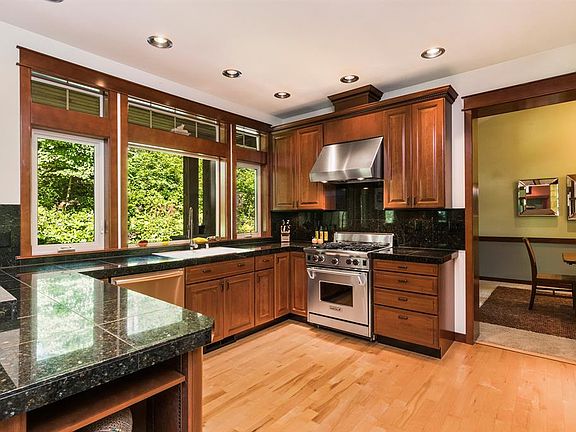 5th image of 3706 92nd Ave NW