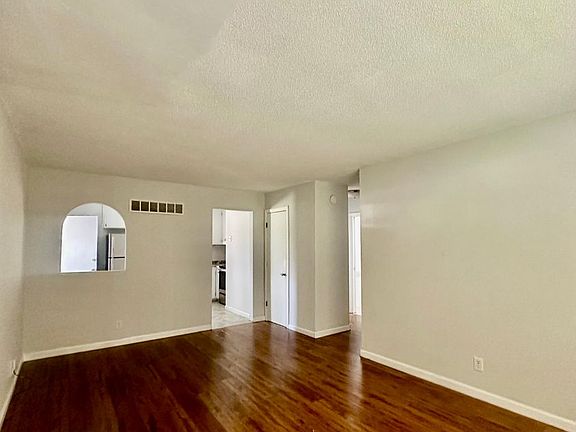 4th image of 606 NW Olive St #B