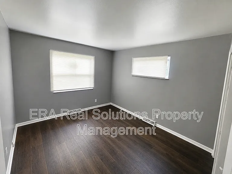 166 Broad Meadows Blvd — Photo 4