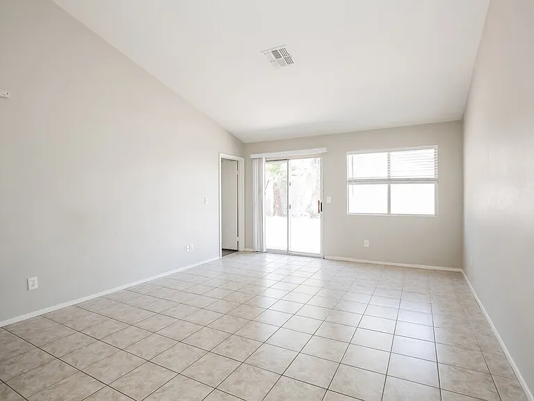 3744 Blue Dawn Dr — Photo 4