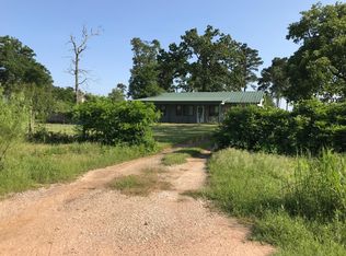 27540 Foxwood Dr, Waller, TX 77484
