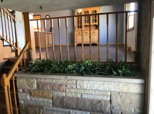 18 Maple Ave, Shelby, OH 44875