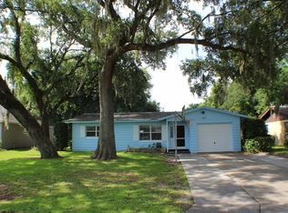 705 Scenic St, Leesburg, FL 34748