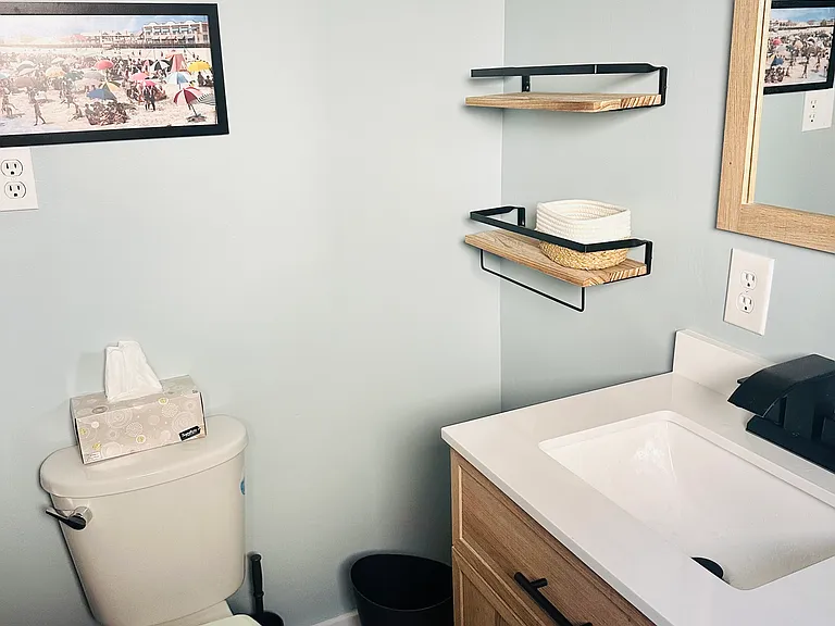 638 Wesley Ave #8 — Photo 10