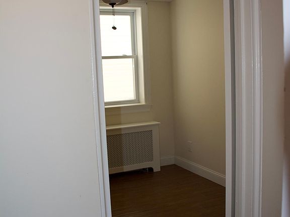 5th image of 80 Cowles Ave #99