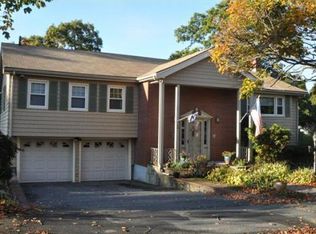 1 Summit View Dr, Swampscott, MA 01907