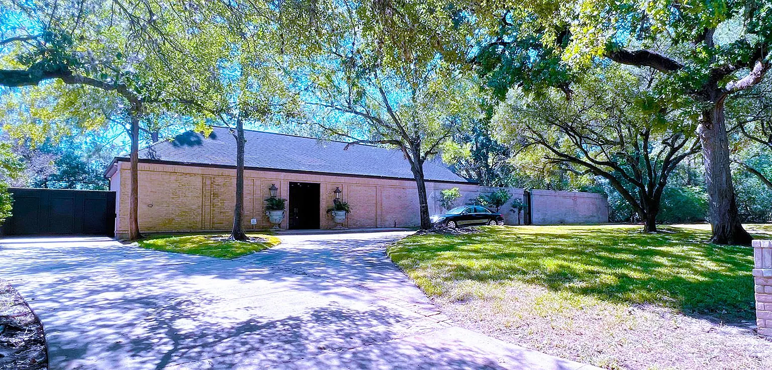19 Windermere Ln — Photo 2
