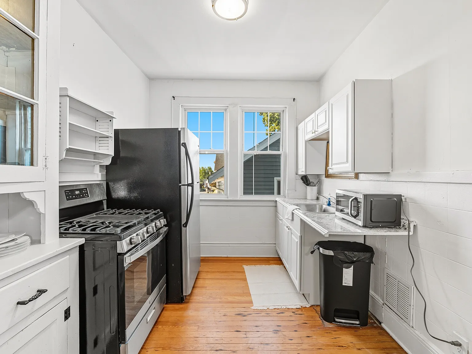 2 bed, $3,150 — Photo 4