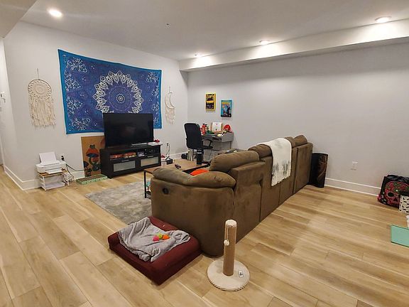 4th image of 3714 Haverford Ave #1B